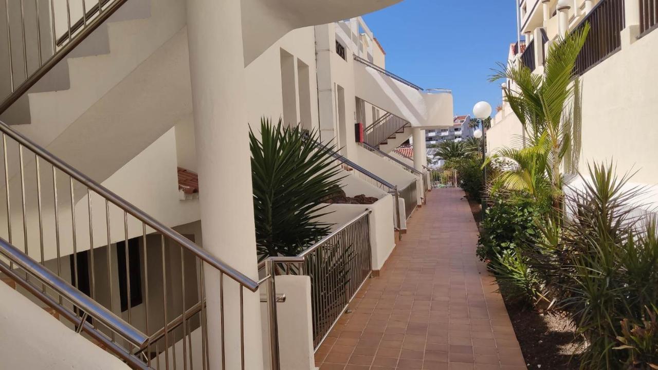 Under The Lime, Beautiful Apartment Los Cristianos Los Cristianos  Bagian luar foto