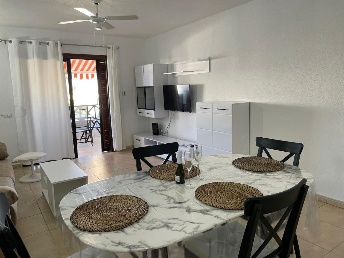 Under The Lime, Beautiful Apartment Los Cristianos Los Cristianos  Bagian luar foto
