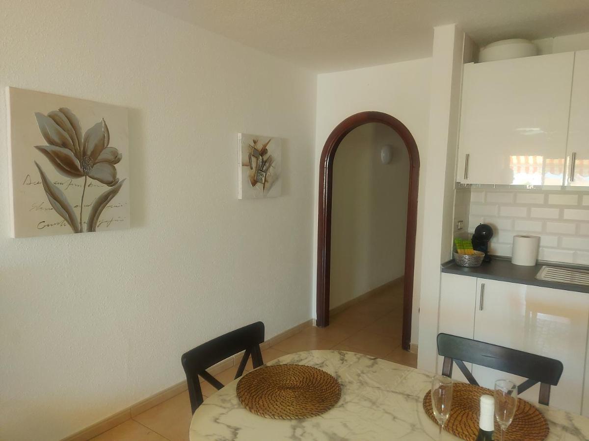 Under The Lime, Beautiful Apartment Los Cristianos Los Cristianos  Bagian luar foto